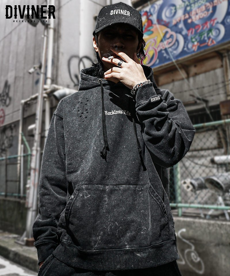 ダーティエンブロイダリーフーディー