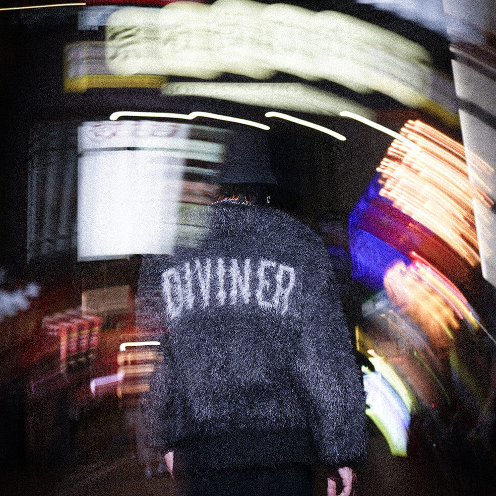 Back Logo Shaggy Knit