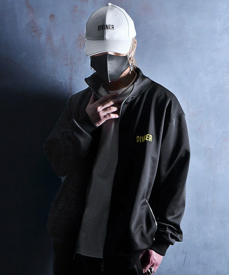 Classic logo TrackJacket(ブラック)